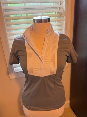 Equestrian apparel short sleeve show shirt